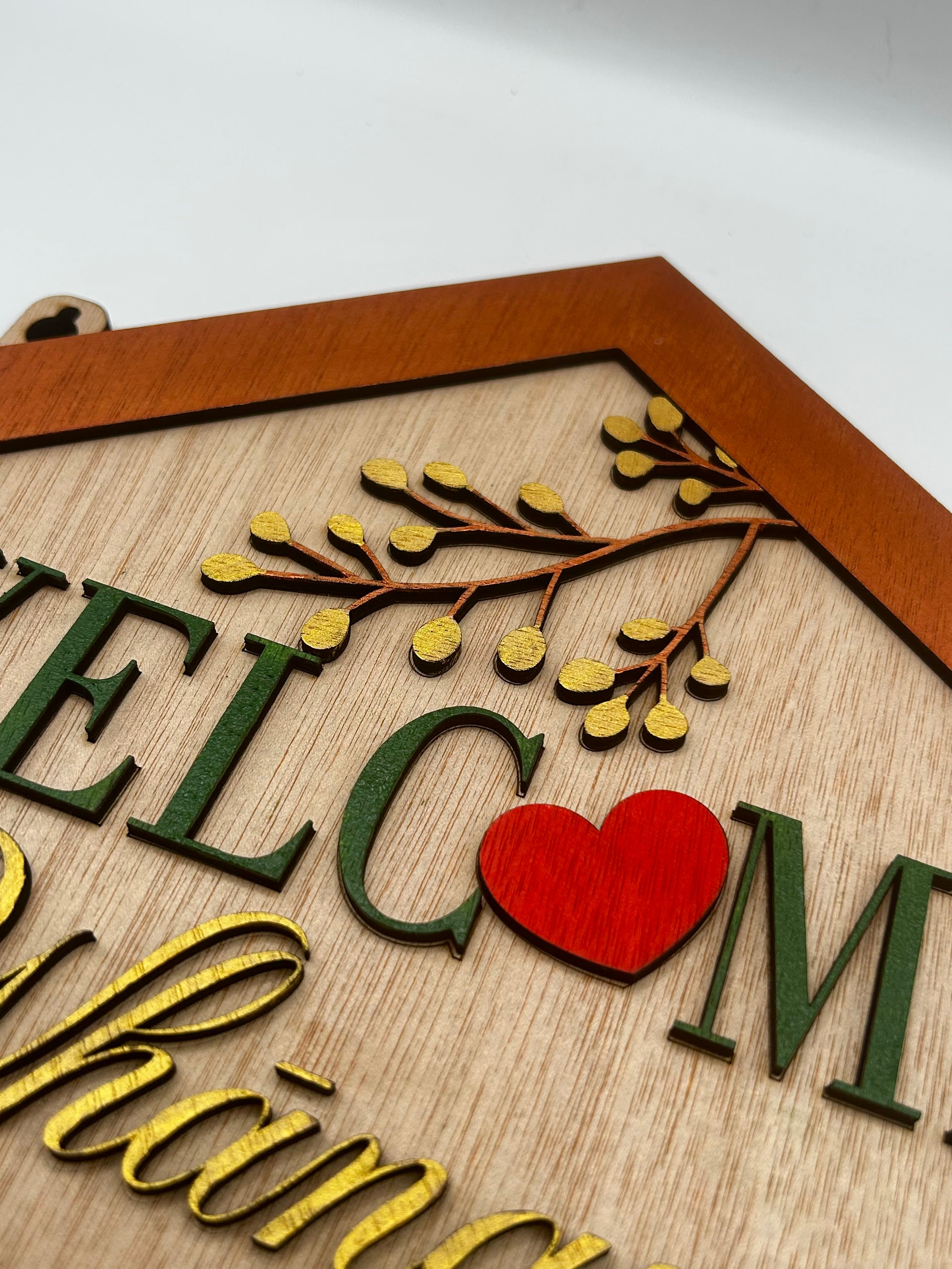 Personalized Welcome Key Holder | Custom Family Name